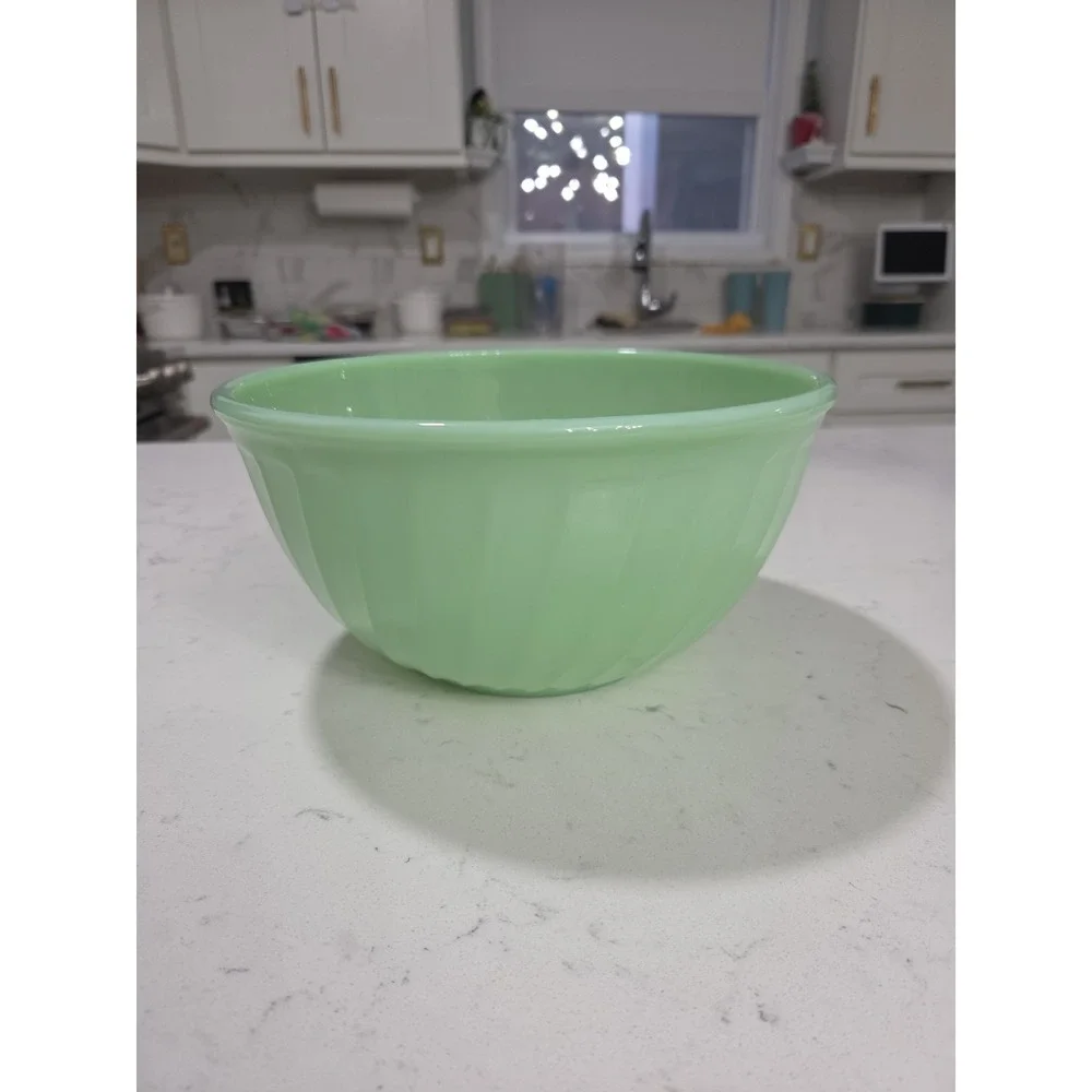 Fire King Jadeite Green Glass Swirl Mixing Bowl 9